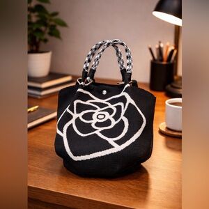 🌙 B98 Floral Canvas bucket bag with Rope Handle